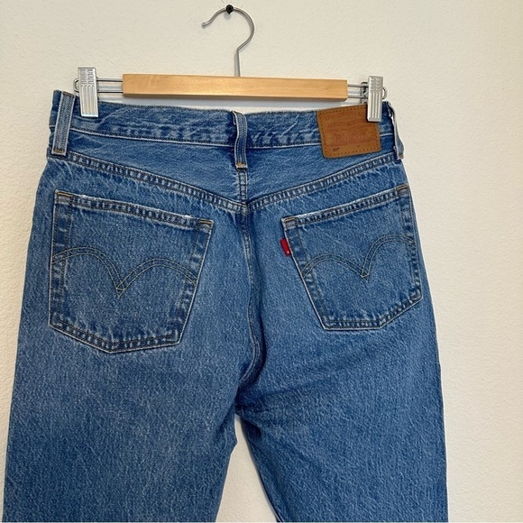 Levi’s 501 High Waisted Denim Jeans Distressed Front Women’s Size 27 - Picture 8 of 12